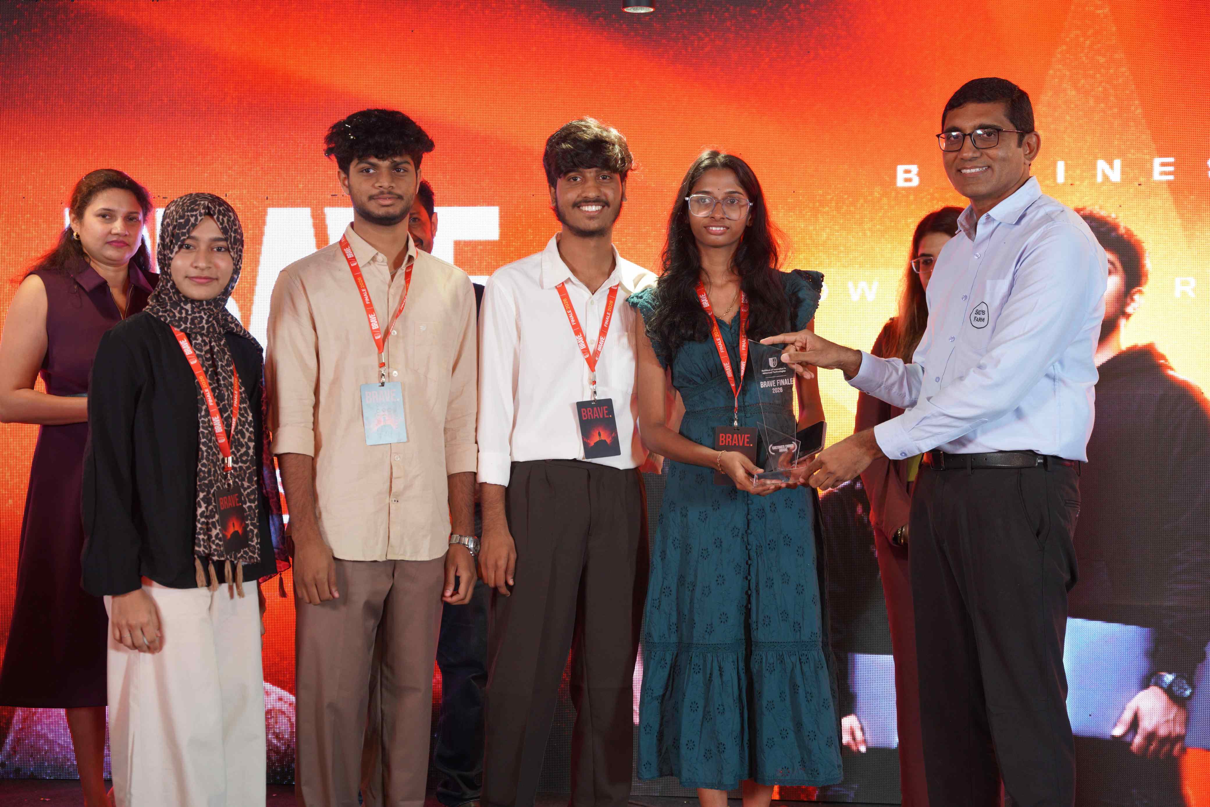 Mivi & Sid's Farm Founders Applaud NIAT Students' AI Construction Platform
